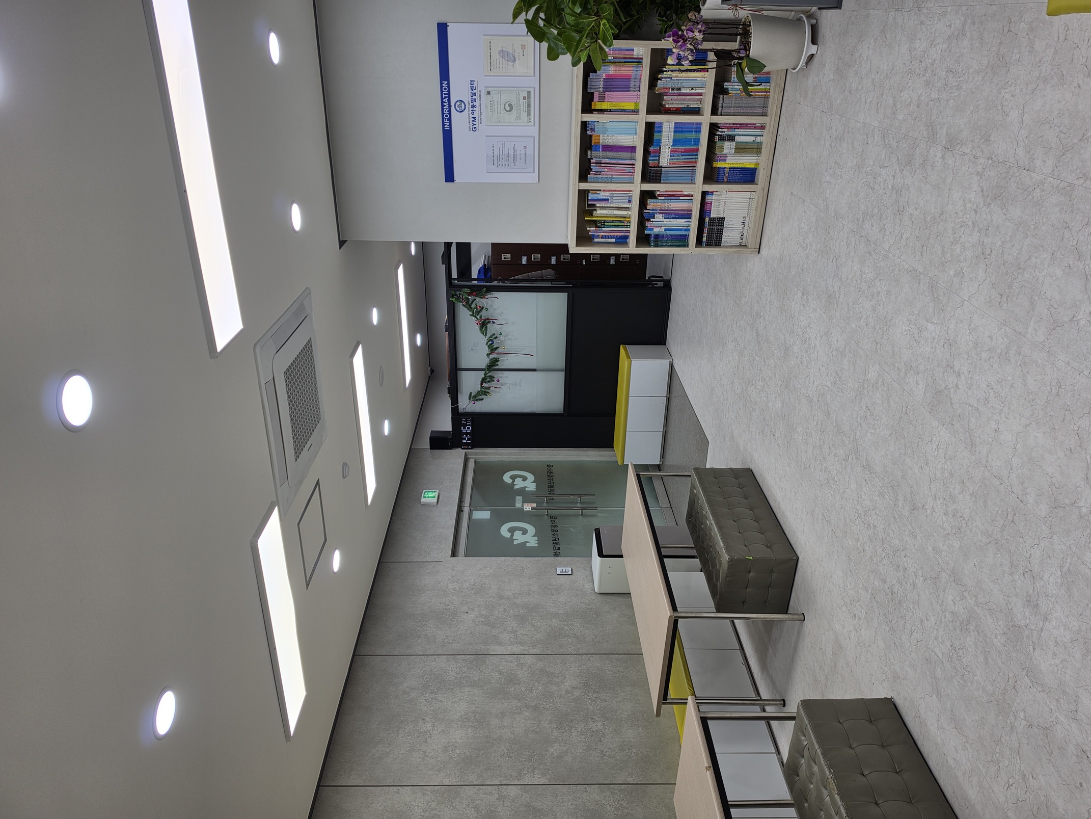 2948851634_zVR6HbLx_83943f4406080b623a98794194c1fe136aecb74a.jpg 이미지크게보기