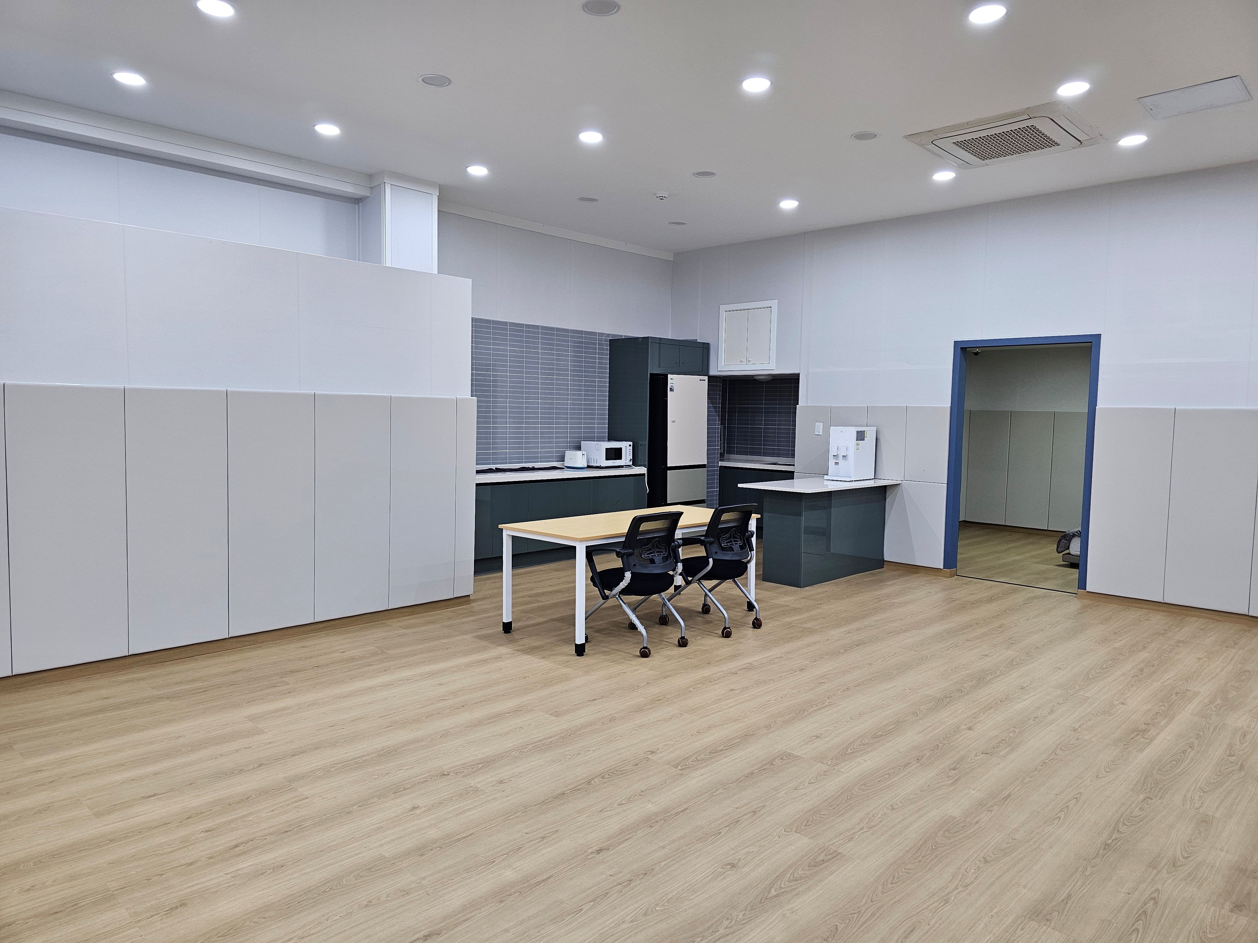 /user/g/gymcenter/editor/2504/404f23070ee931cd0ee47ecf2082f737_1743811303_6228.jpg 이미지크게보기