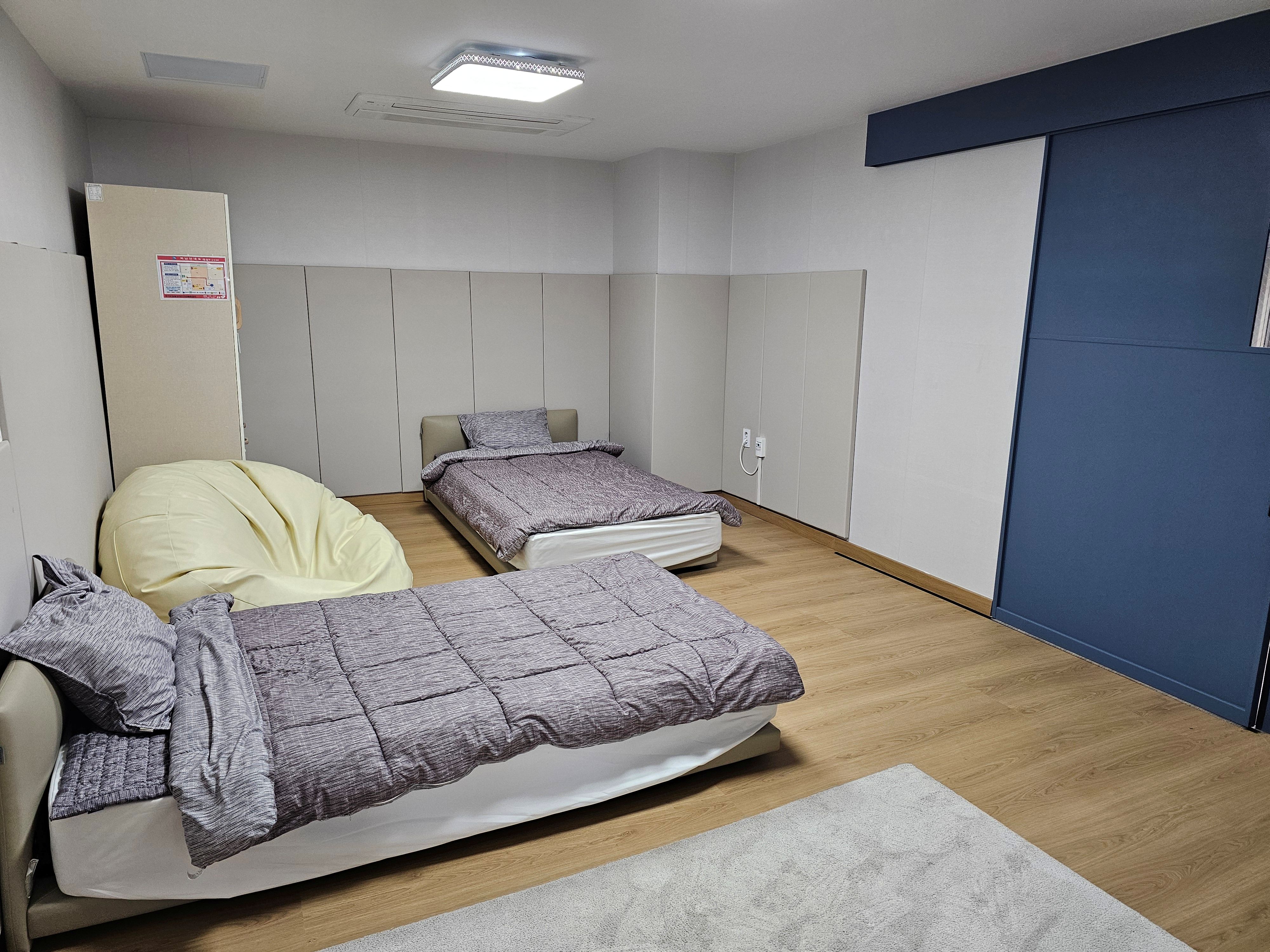 /user/g/gymcenter/editor/2504/404f23070ee931cd0ee47ecf2082f737_1743811304_1445.jpg 이미지크게보기